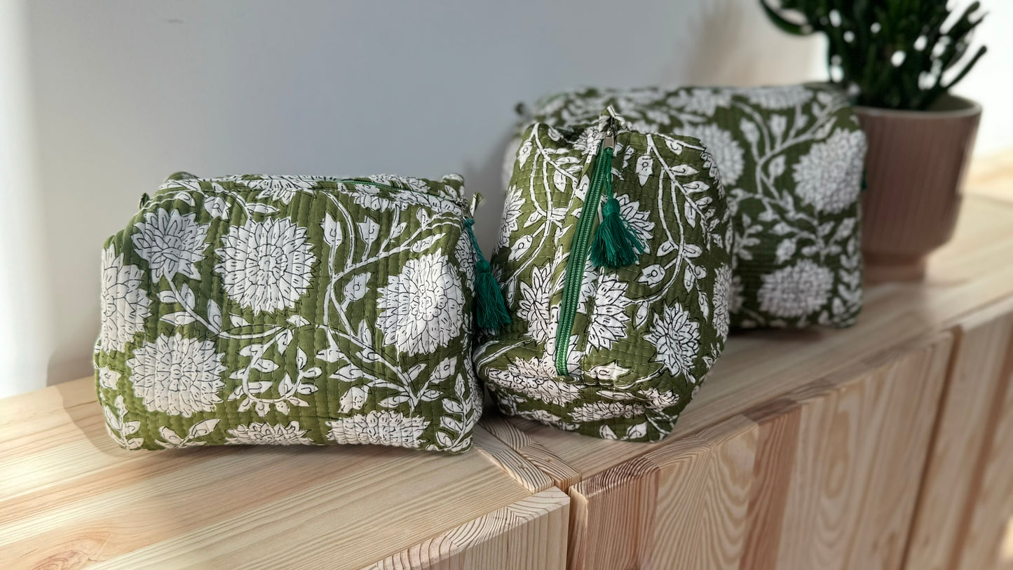 Toiletry bag with Indian flower patterns