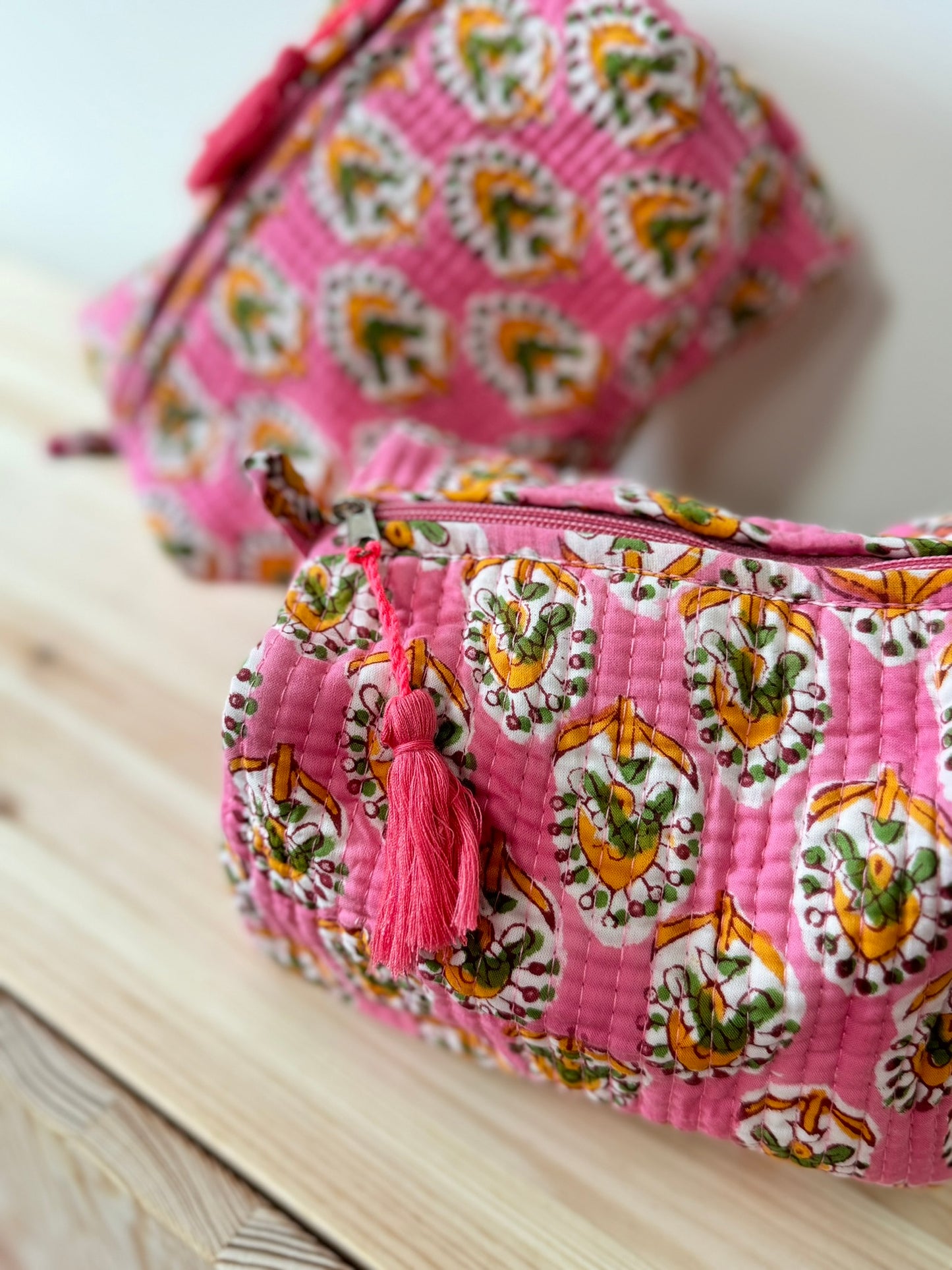 Toiletry bag with Indian flower patterns