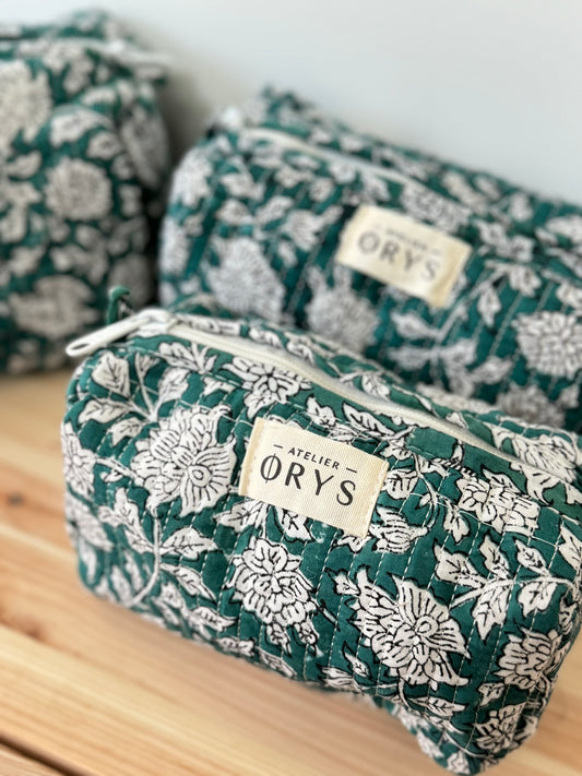 Toiletry bag with Indian flower patterns