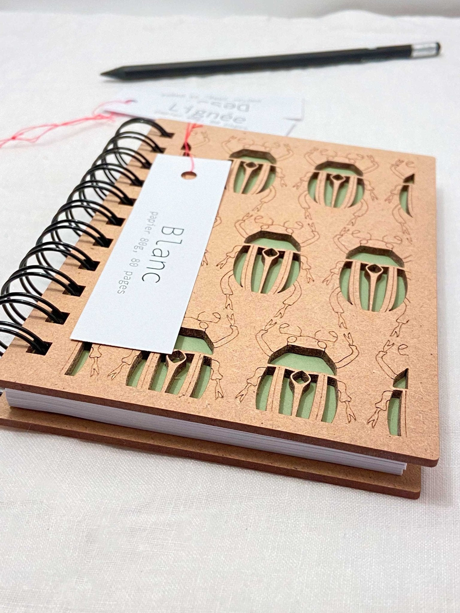 Petit carnet en bois, Scarabée - Atelier ORYS